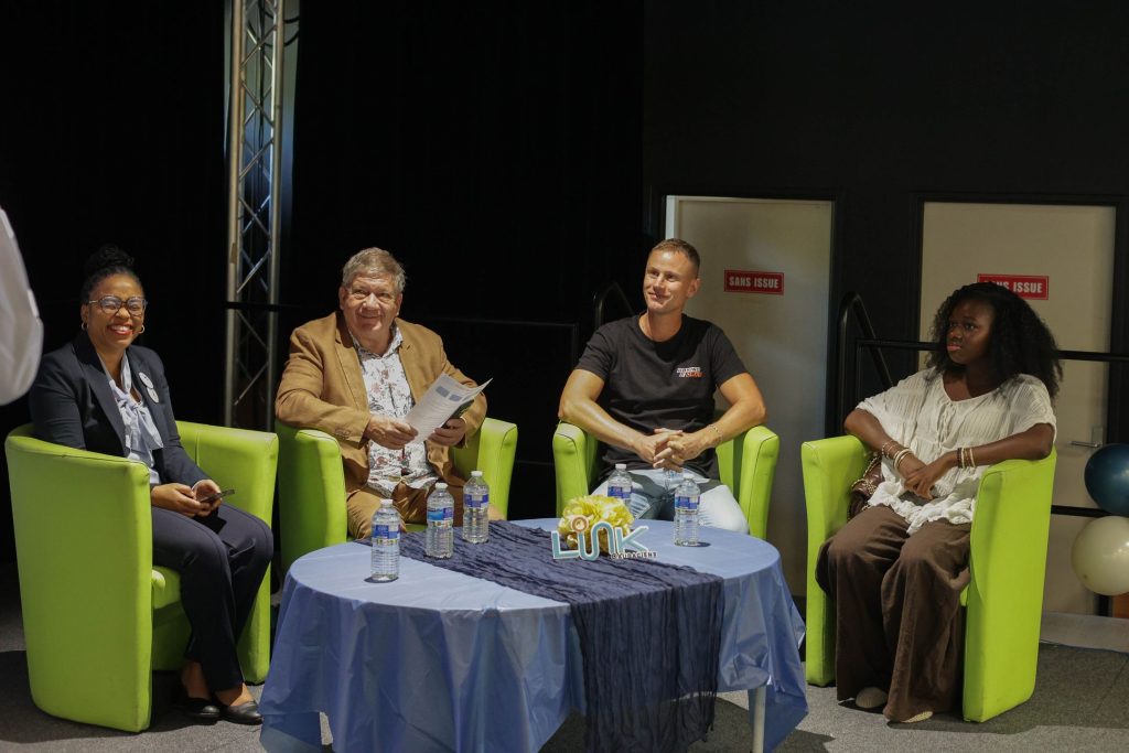 Table ronde « Ils prennent la parole » aux 1 an de Link Caudaciens (photo officielle 27)