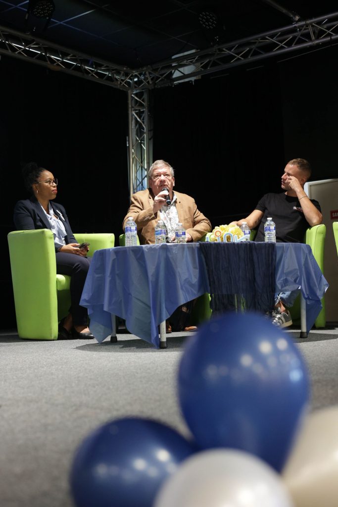 Table ronde « Ils prennent la parole » aux 1 an de Link Caudaciens (photo officielle 29)
