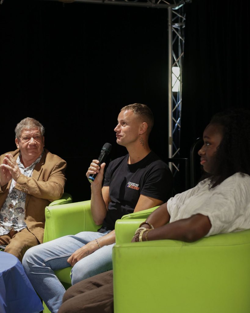 Table ronde « Ils prennent la parole » aux 1 an de Link Caudaciens (photo officielle 39)