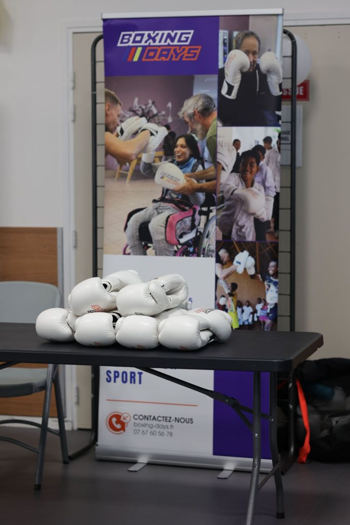 Stand d'un exposant au salon des 1 an de Link Caudaciens (photo officielle 5)