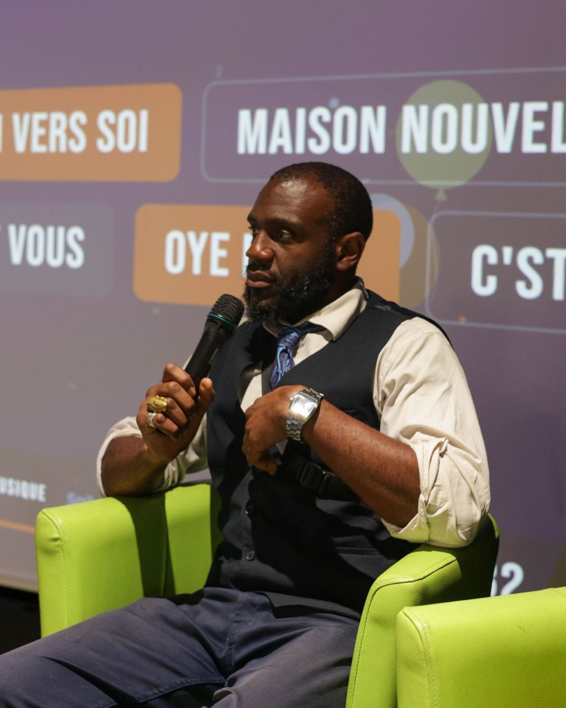 Table ronde « Ils prennent la parole » aux 1 an de Link Caudaciens (photo officielle 72)