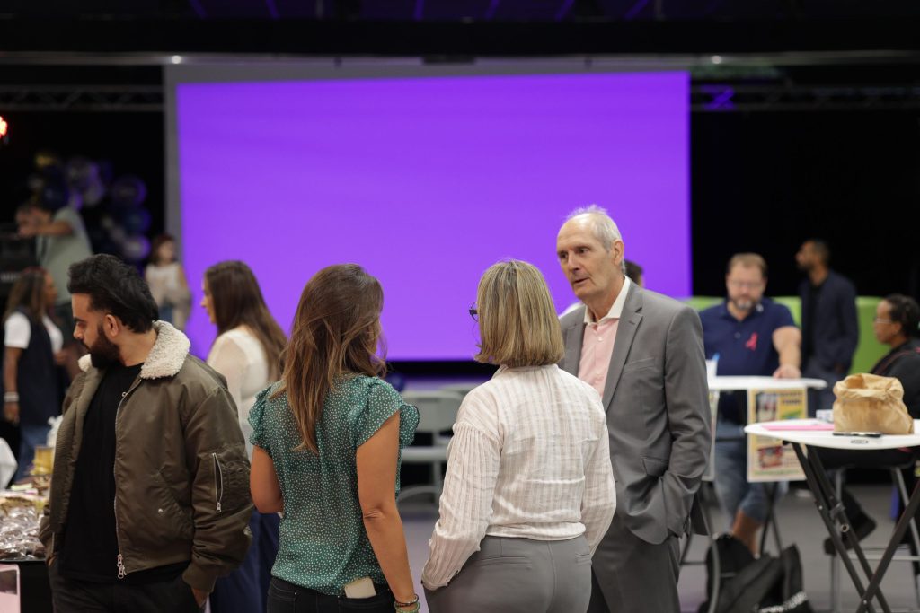 L'équipe et les participants des 1 an de Link Caudaciens (photo officielle 9)