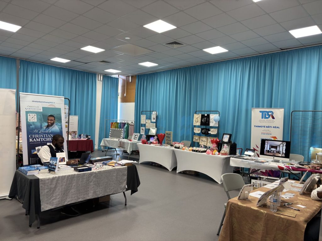La salle des exposants, salle Henri Rouart