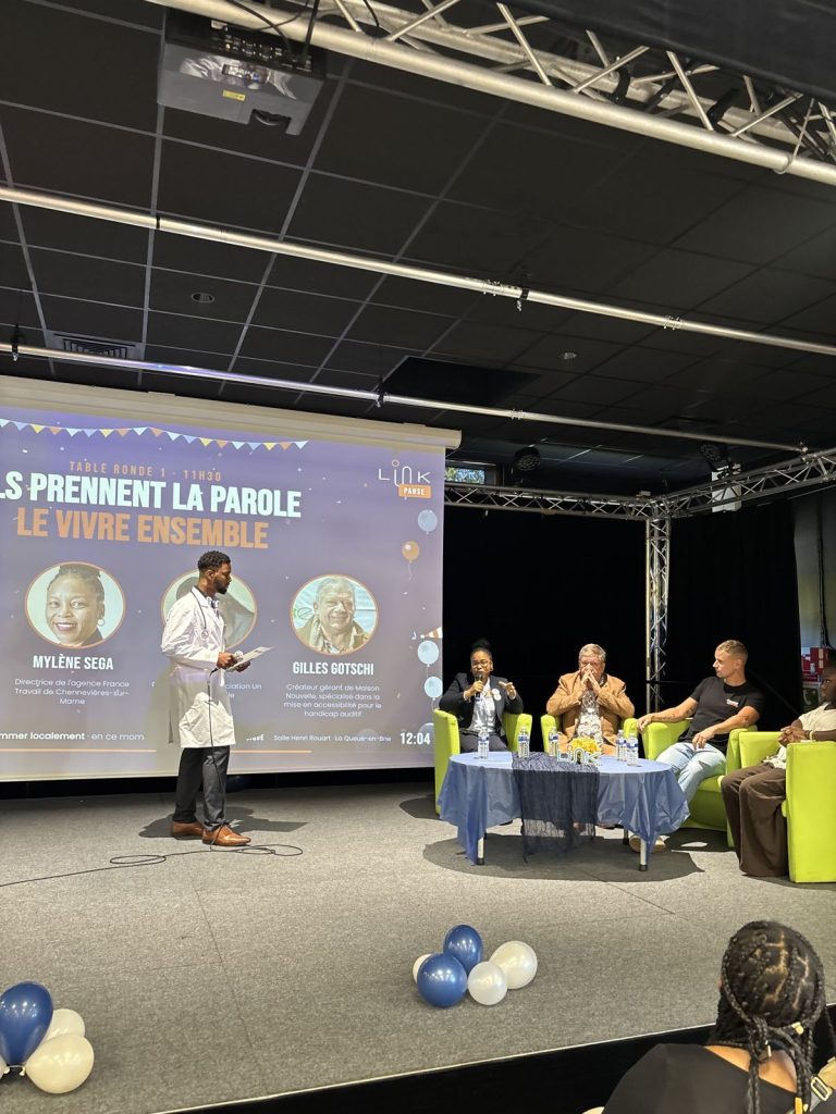 Présentation de la table ronde « Le vivre ensemble »